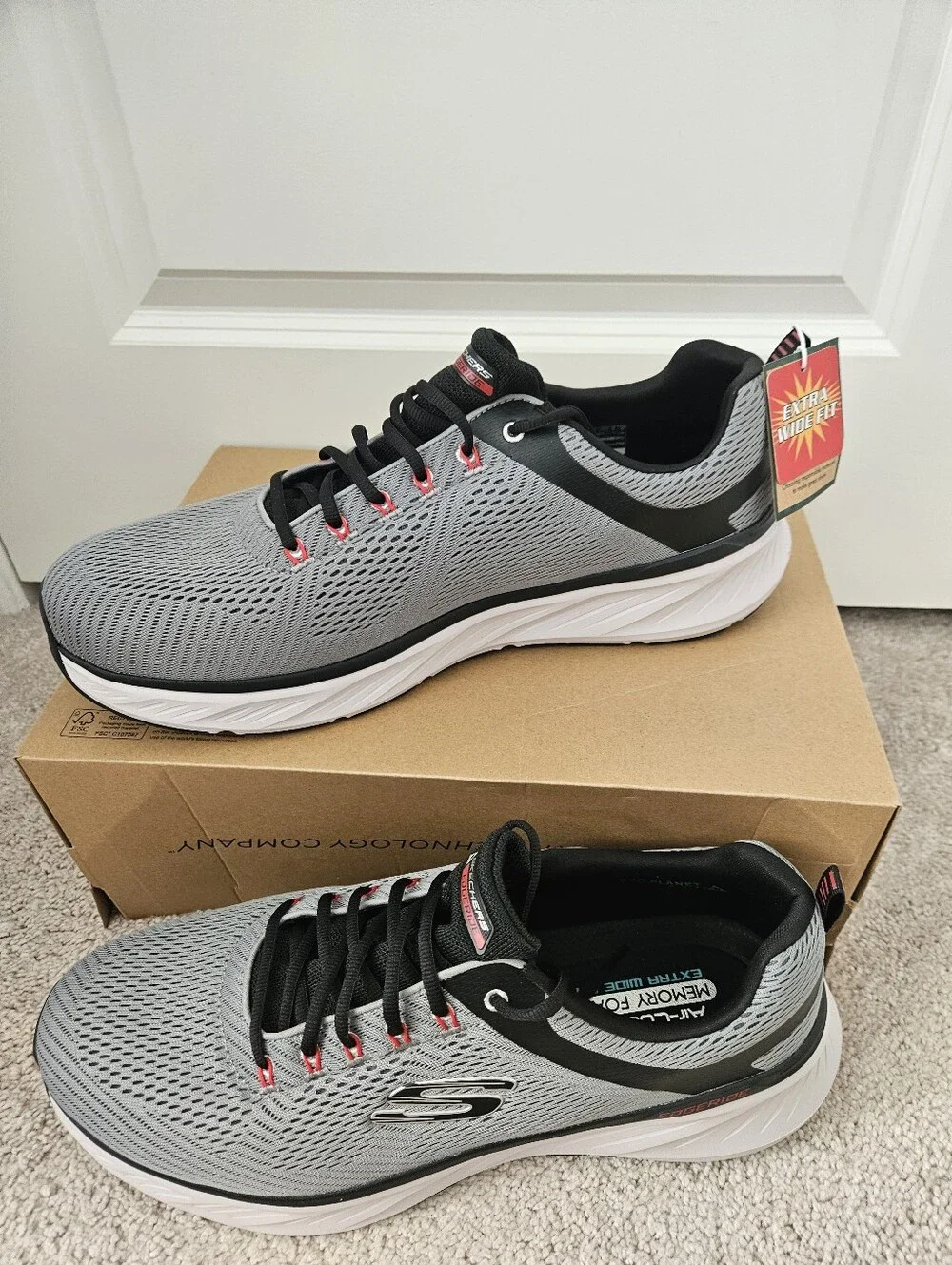 New $85 Skechers Men’s Extra Wide Fit Edgeride Contention Sneakers Gray Size 16
